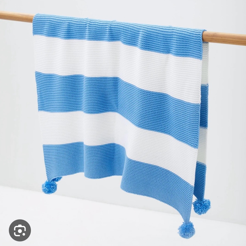 NWOT SHIT THAT I KNIT BLUE & WHITE BABY BLANKET